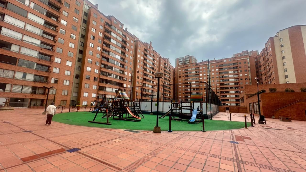 Apartamento en venta en Lagos De Cordoba, Bogotá · foto 13 de 13