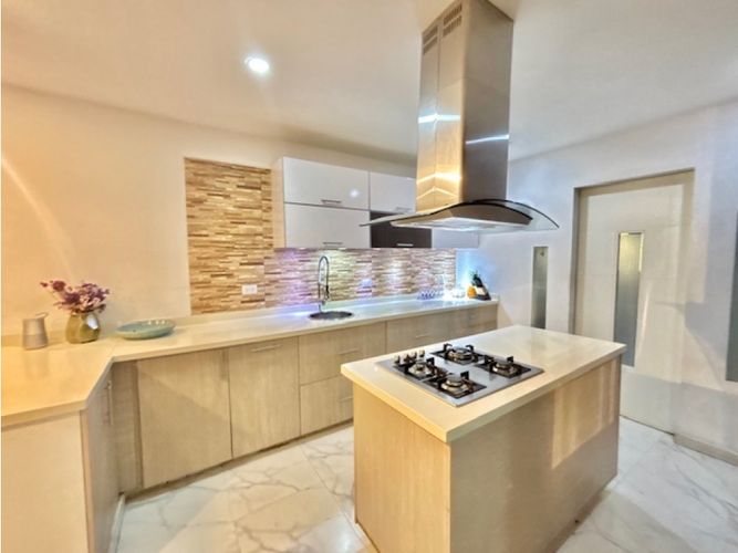 Apartamento de 2 alcobas en venta en Arboledas, Cali, 165 m² · foto 17 de 24