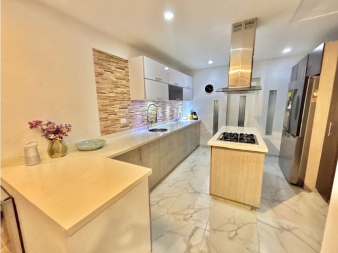 Apartamento de 2 alcobas en venta en Arboledas, Cali, 165 m² · foto 20 de 24