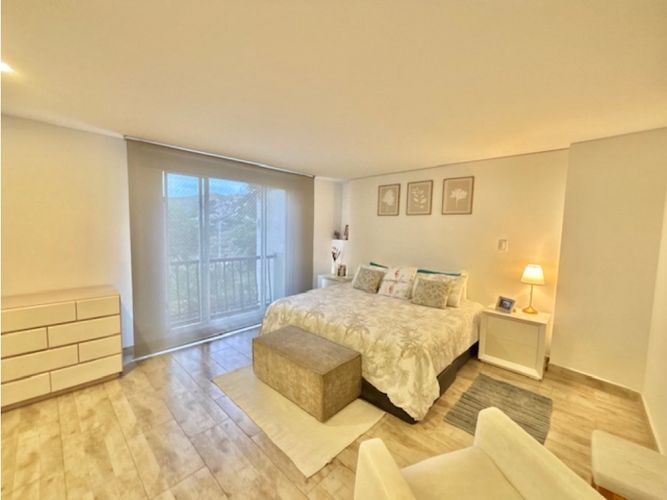 Apartamento de 2 alcobas en venta en Arboledas, Cali, 165 m² · foto 23 de 24