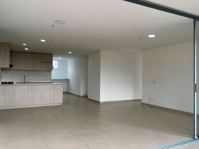 Apartamento de 3 alcobas en arriendo en Escobero, Envigado, 120 m² · foto 8 de 21
