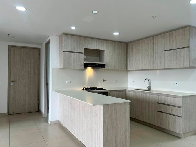 Apartamento de 3 alcobas en arriendo en Escobero, Envigado, 120 m² · foto 5 de 21