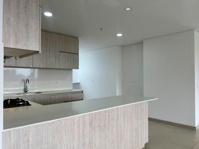Apartamento de 3 alcobas en arriendo en Escobero, Envigado, 120 m² · foto 4 de 21