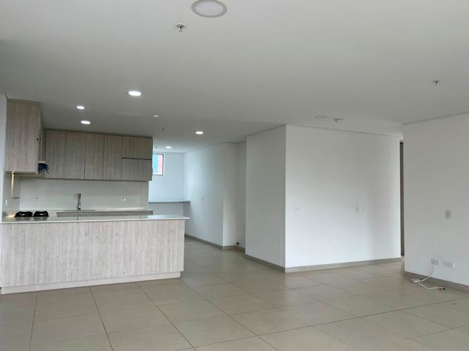 Apartamento de 3 alcobas en arriendo en Escobero, Envigado, 120 m² · foto 6 de 21