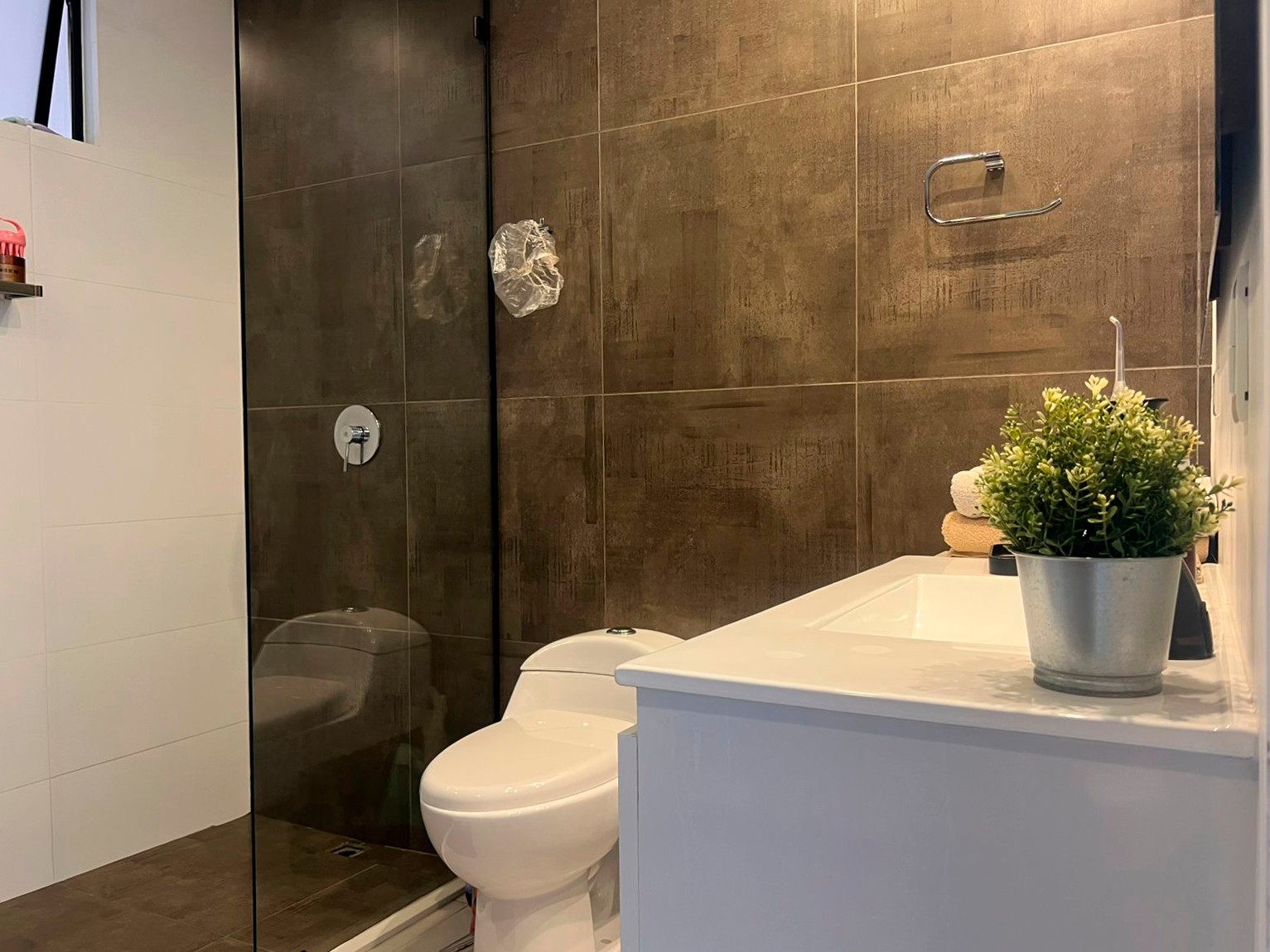 Apartamento en arriendo en Cumbres, Envigado · foto 16 de 17