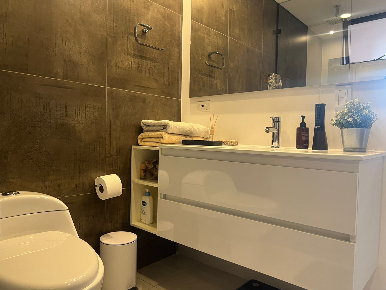 Apartamento en arriendo en Cumbres, Envigado · foto 15 de 17