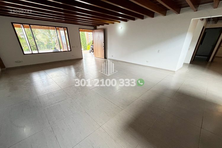 Casa de 4 alcobas en arriendo en La Mina, Envigado, 380 m² · foto 6 de 24