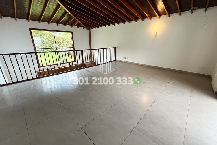Casa de 4 alcobas en arriendo en La Mina, Envigado, 380 m² · foto 21 de 24