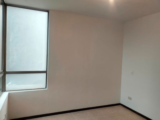 Apartamento de 4 alcobas en arriendo en El Poblado, Medellín, 75 m² · foto 8 de 15