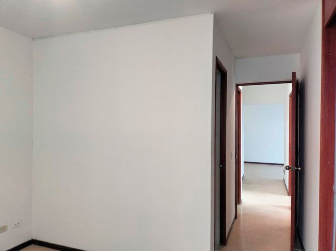 Apartamento de 4 alcobas en arriendo en El Poblado, Medellín, 75 m² · foto 12 de 15