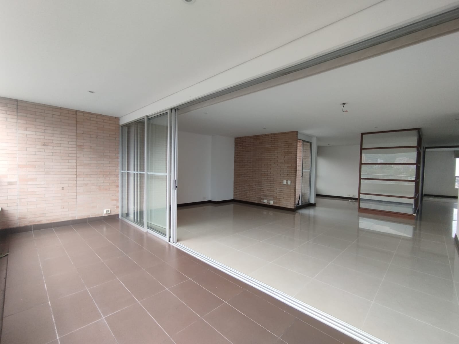 Apartamento en arriendo en El Poblado, Medellín · foto 4 de 20