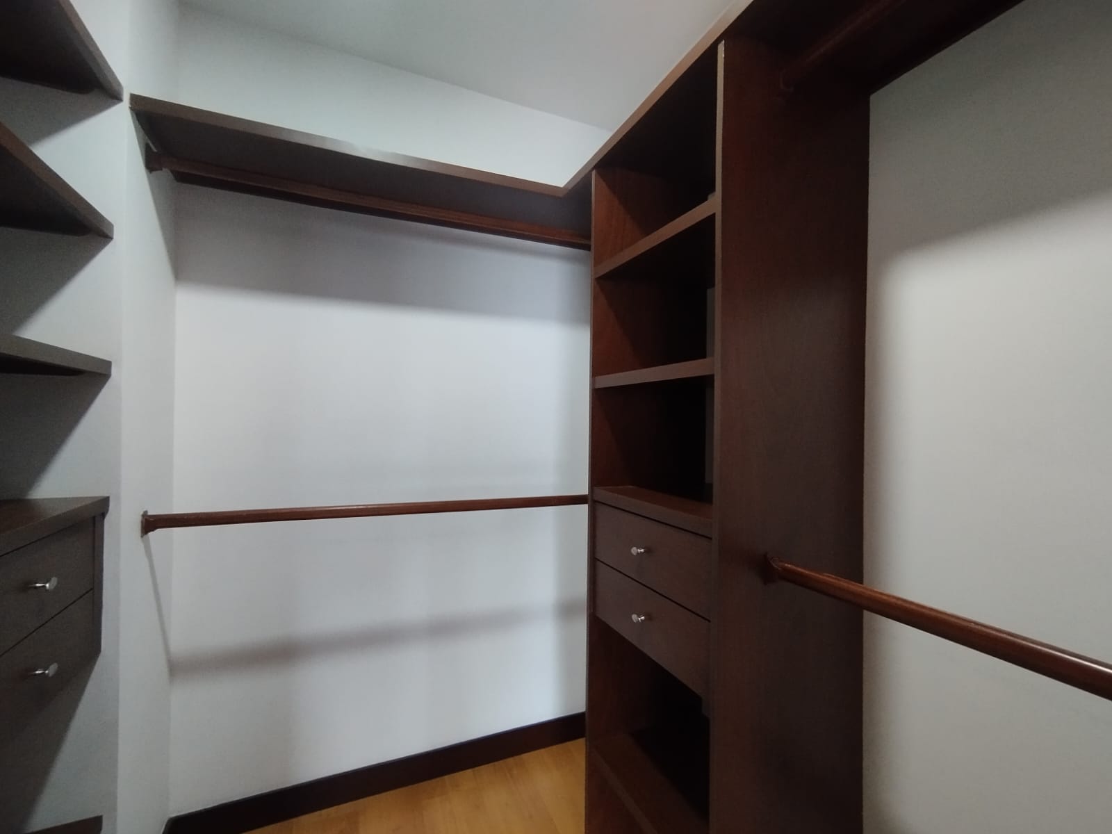 Apartamento en arriendo en El Poblado, Medellín · foto 17 de 20