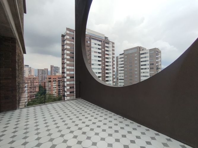Apartamento de 1 alcoba en arriendo en El Poblado, Medellín, 103 m² · foto 3 de 15