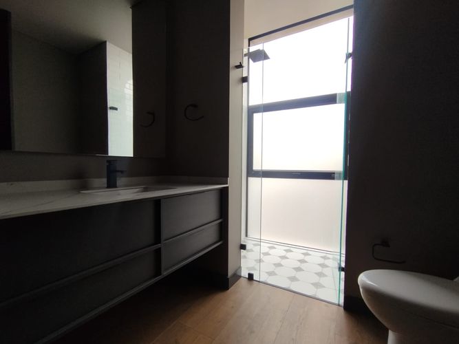 Apartamento de 1 alcoba en arriendo en El Poblado, Medellín, 103 m² · foto 11 de 15