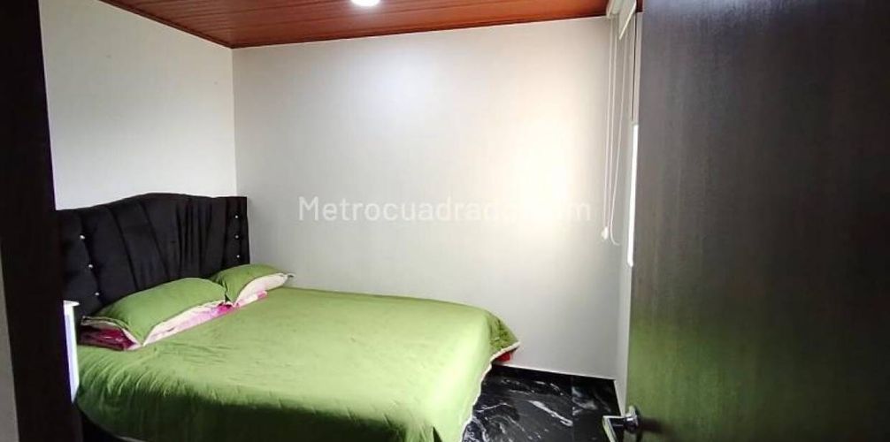 Apartamento de 2 alcobas en venta en Engativá, Bogotá, 31 m² · foto 11 de 16