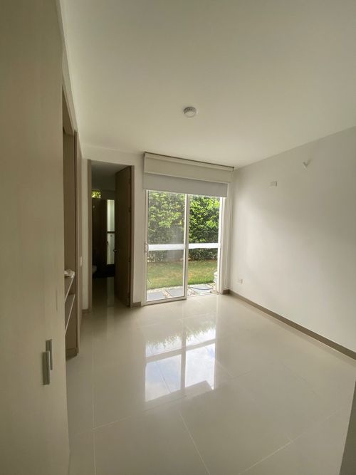Casa de 5 alcobas en venta en El Castillo, Jamundí, 245 m² · foto 15 de 24