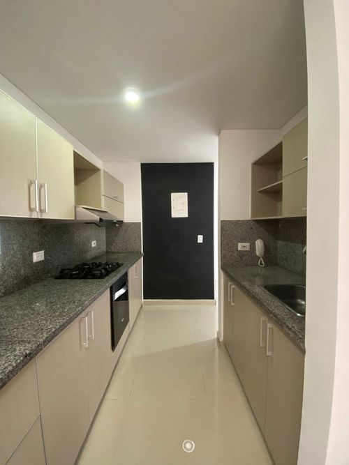 Casa de 5 alcobas en venta en El Castillo, Jamundí, 245 m² · foto 20 de 24