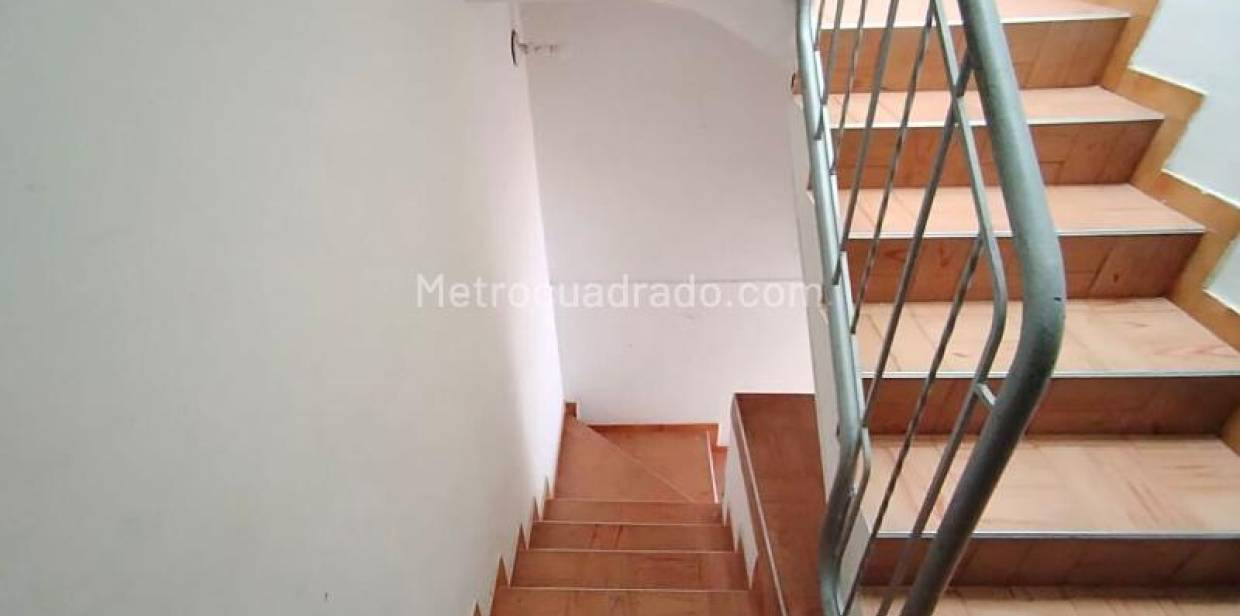 Casa en venta en Engativá, Bogotá · foto 8 de 15