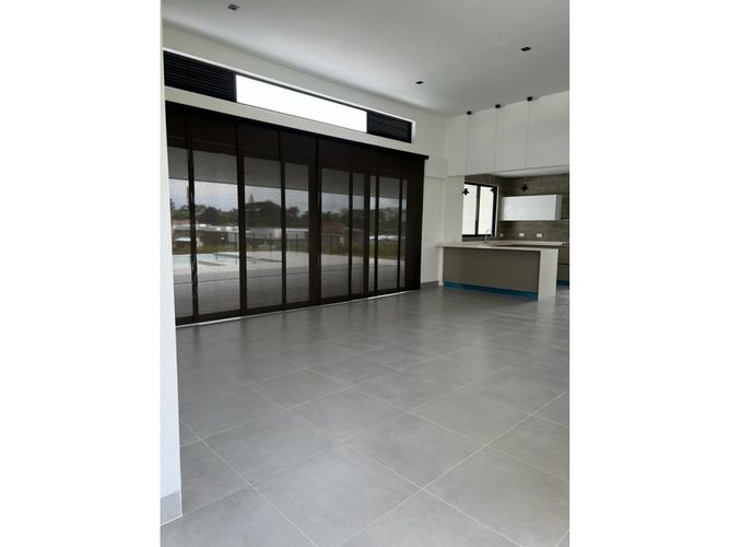 Casa de 3 alcobas en venta en Santander, Pereira, 319 m² · foto 3 de 22