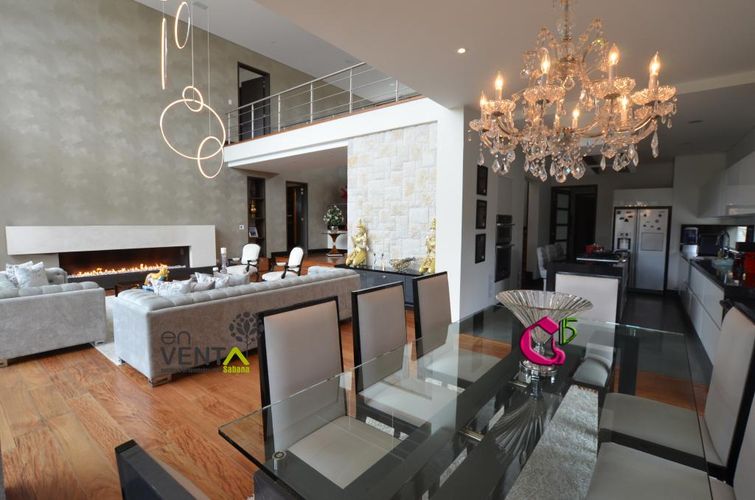 Casa de 4 alcobas en arriendo en Aposentos Parte Alta, Sopó, 647 m² · foto 3 de 24