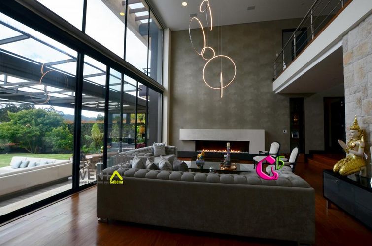 Casa de 4 alcobas en arriendo en Aposentos Parte Alta, Sopó, 647 m² · foto 4 de 24
