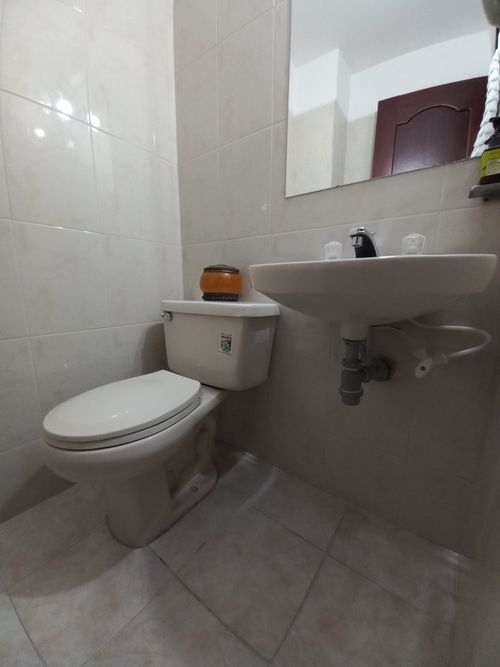 Apartamento de 3 alcobas en venta en Picaleña Y Mirolindo, Ibagué, 137 m² · foto 14 de 21