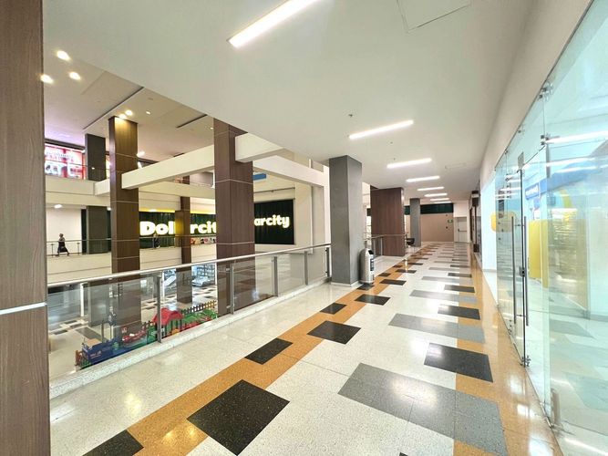 Local en venta en San Juan Bautista, Itagüí, 243 m² · foto 3 de 21