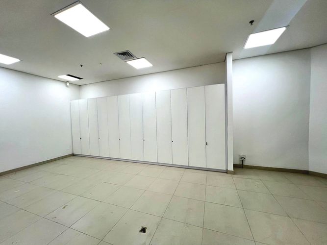 Local en venta en San Juan Bautista, Itagüí, 243 m² · foto 7 de 21