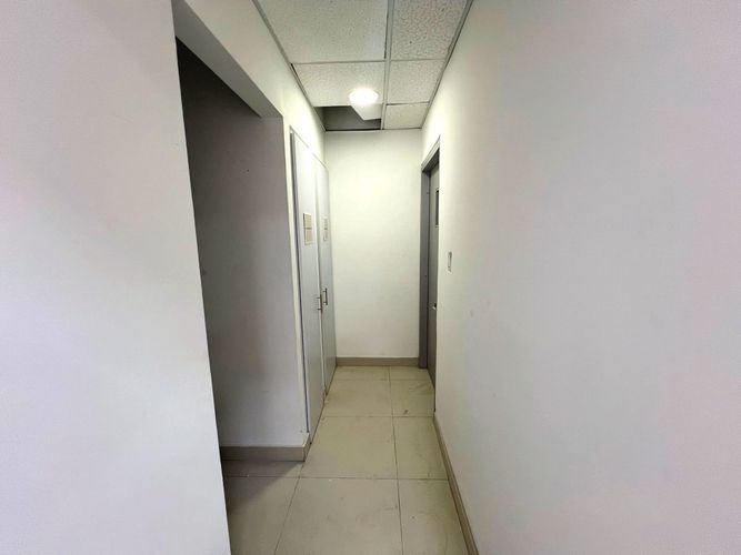 Local en venta en San Juan Bautista, Itagüí, 243 m² · foto 13 de 21