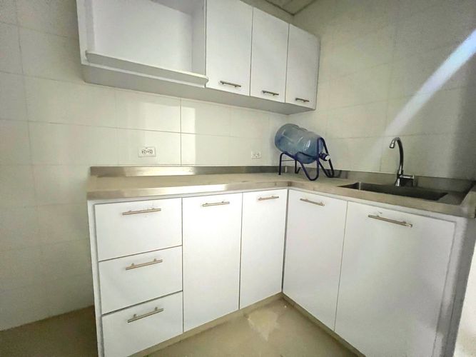 Local en venta en San Juan Bautista, Itagüí, 243 m² · foto 15 de 21