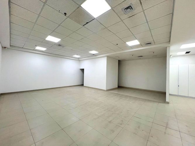 Local en venta en San Juan Bautista, Itagüí, 243 m² · foto 20 de 21
