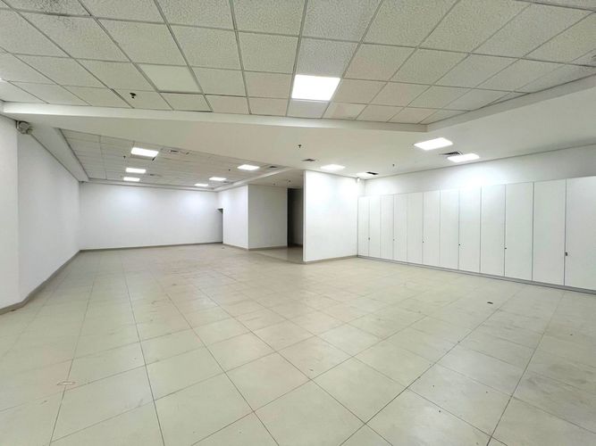 Local en venta en San Juan Bautista, Itagüí, 243 m² · foto 21 de 21