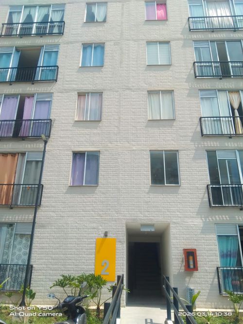 Apartamento de 2 alcobas en venta en Zona Industrial, Yumbo, 52 m² · foto 2 de 13