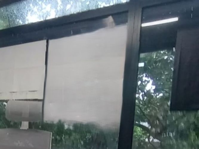Oficina en arriendo en Los Colores, Medellín, 8 m² · foto 3 de 6