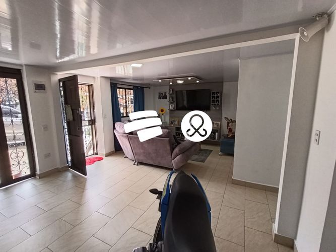 Casa de 3 alcobas en venta en La Candelaria, Medellín, 133 m² · foto 4 de 21