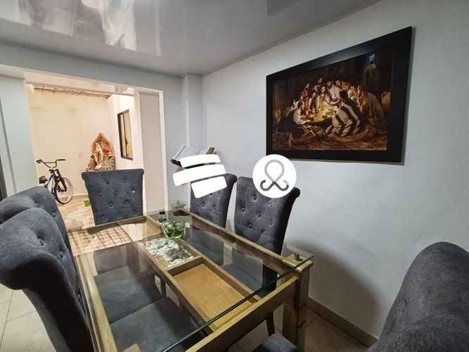 Casa de 3 alcobas en venta en La Candelaria, Medellín, 133 m² · foto 7 de 21