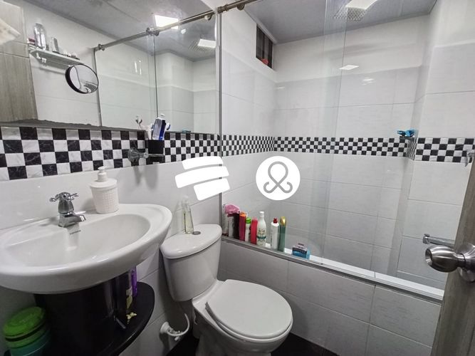 Casa de 3 alcobas en venta en La Candelaria, Medellín, 133 m² · foto 11 de 21