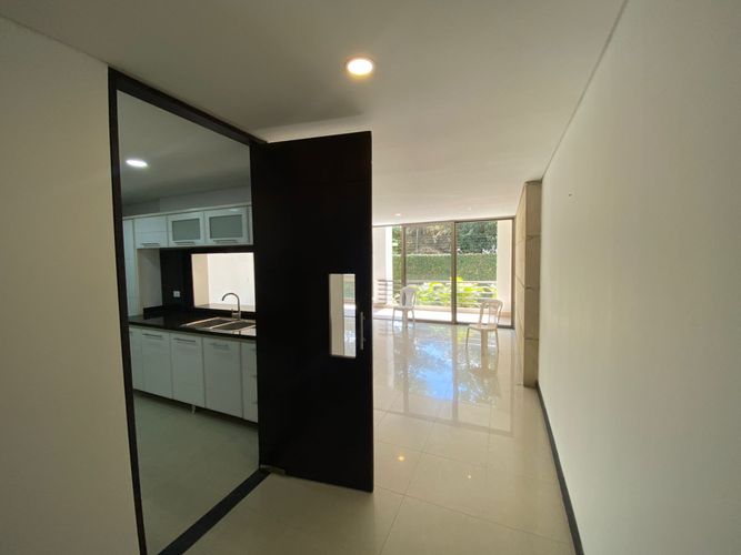 Apartamento de 3 alcobas en venta en Pance, Cali, 198 m² · foto 3 de 24