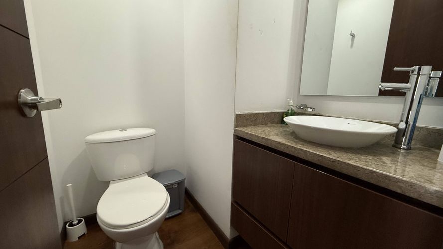 Apartamento de 2 alcobas en venta en Bella Suiza, Bogotá, 99 m² · foto 7 de 13