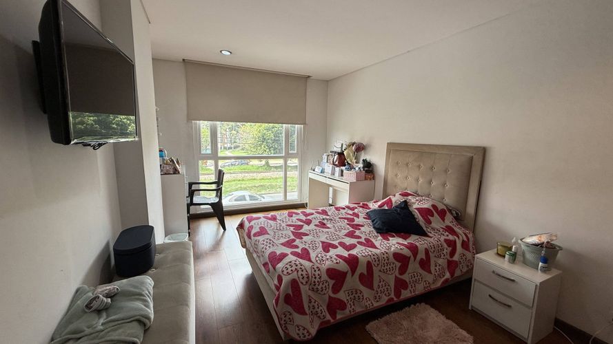 Apartamento de 2 alcobas en venta en Bella Suiza, Bogotá, 99 m² · foto 8 de 13