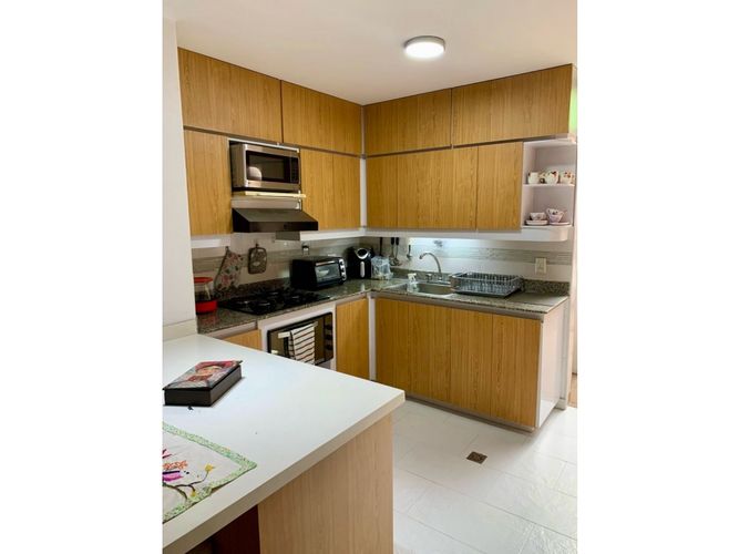 Casa de 4 alcobas en venta en Cumbres, Envigado, 190 m² · foto 2 de 19