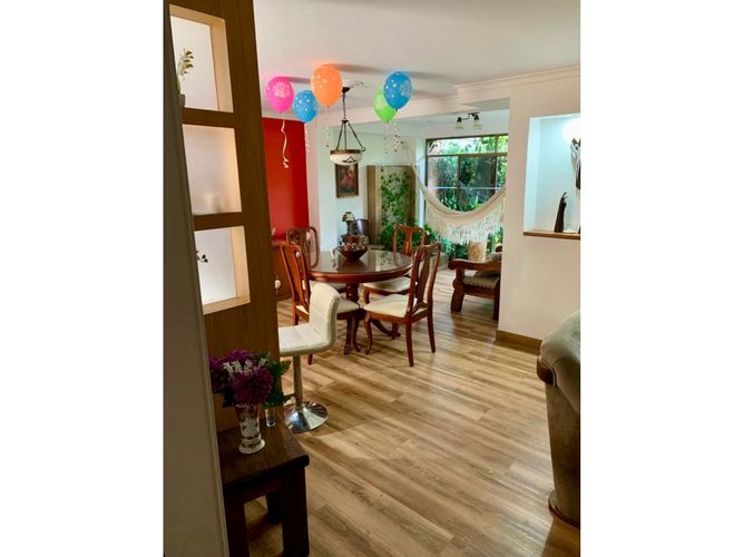 Casa de 4 alcobas en venta en Cumbres, Envigado, 190 m² · foto 3 de 19