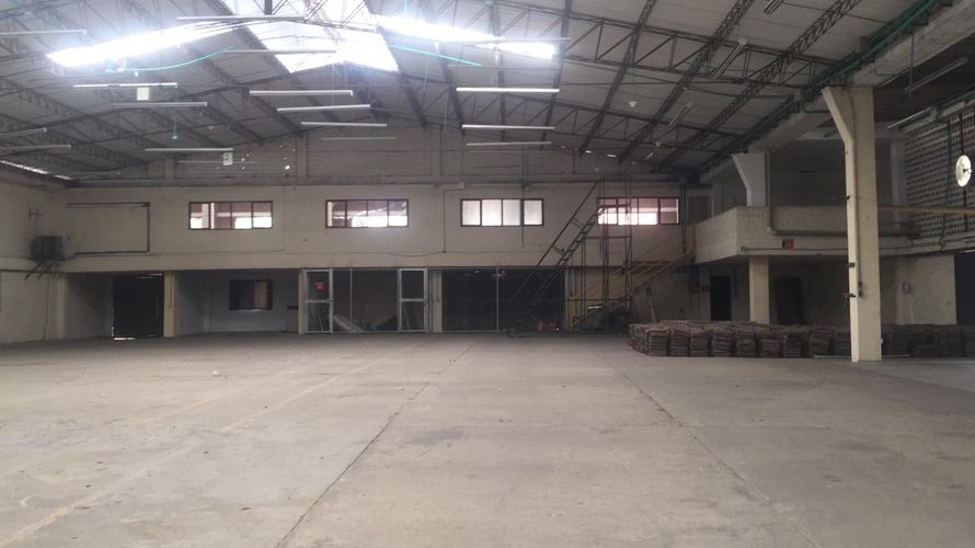 Bodega en arriendo en Acopi, Yumbo, 1910 m² · foto 18 de 24