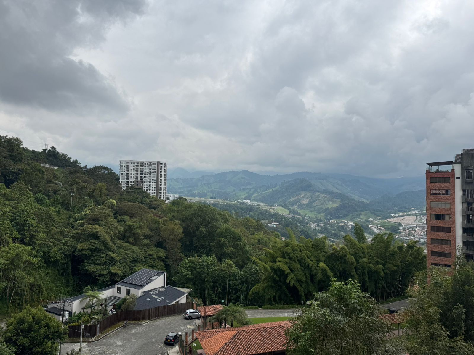 Apartamento en venta en Tejares, Manizales · foto 5 de 13