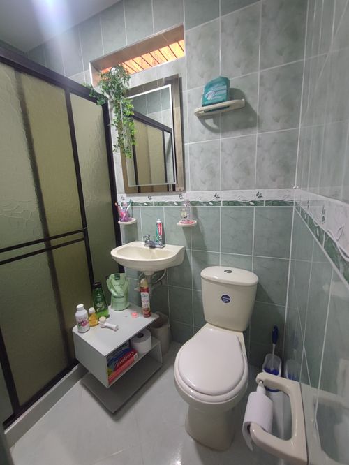 Casa de 8 alcobas en venta en Primavera, Cali, 300 m² · foto 12 de 23