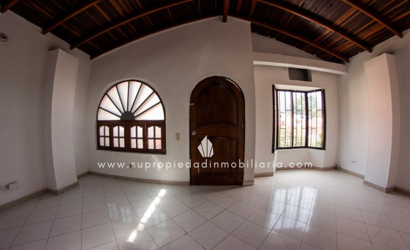 Apartamento en venta en Prado, Medellín 2