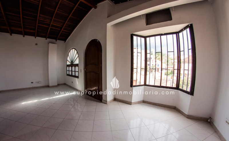 Apartamento en venta en Prado, Medellín 3