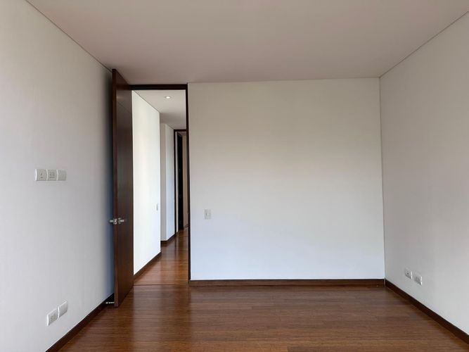 Apartamento de 3 alcobas en venta en El Poblado, Medellín, 190 m² · foto 9 de 20