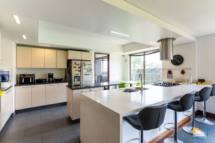 Casa de 3 alcobas en venta en Rozo, Cota, 254 m² · foto 2 de 24