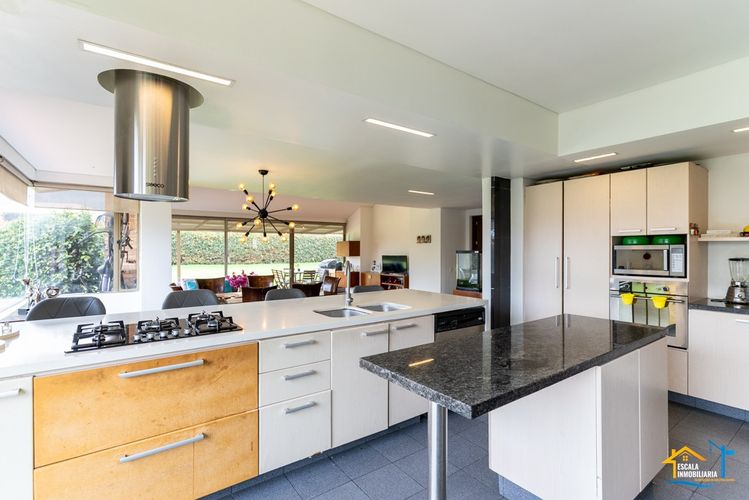 Casa de 3 alcobas en venta en Rozo, Cota, 254 m² · foto 10 de 24